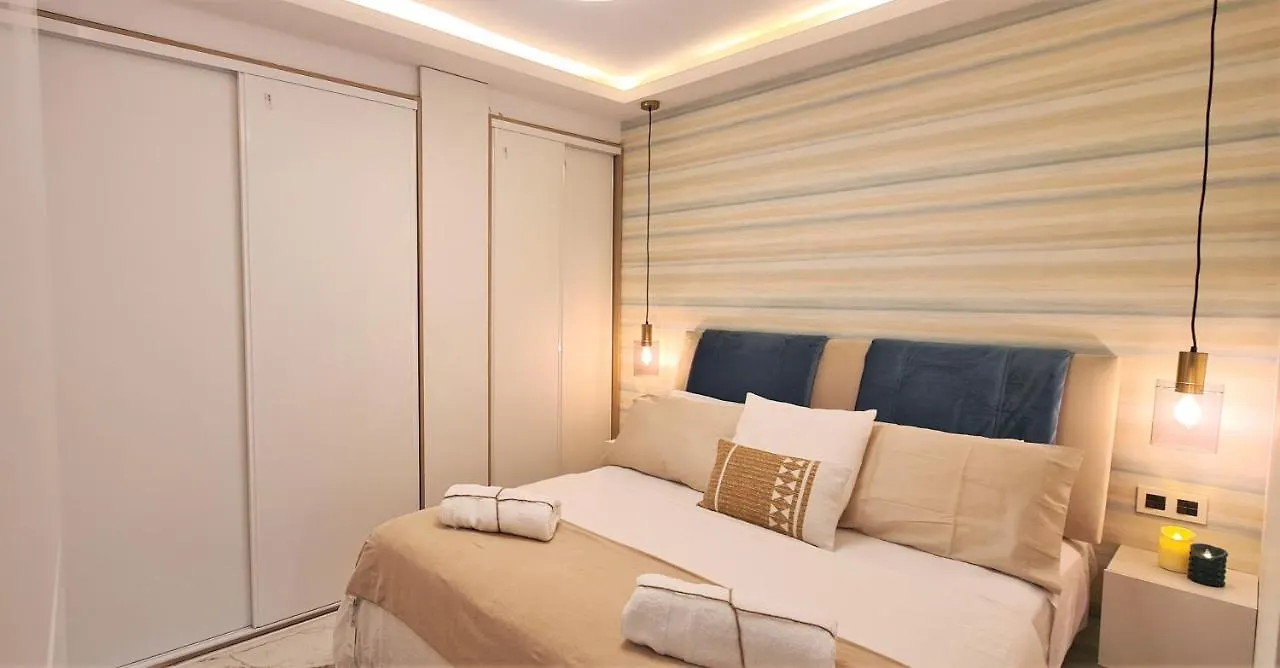 Apartment Linea De Playa Estepona 0*,